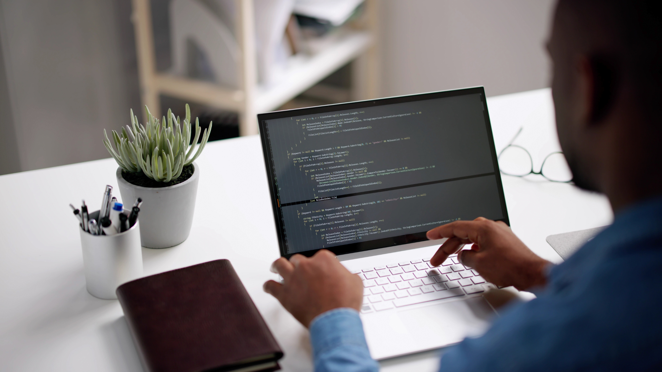 Le Page Object Pattern : Une approche structurée pour les tests automatisés avec Mr Suricate Le Page Object Pattern : Une approche structurée pour les tests automatisés avec Mr Suricate