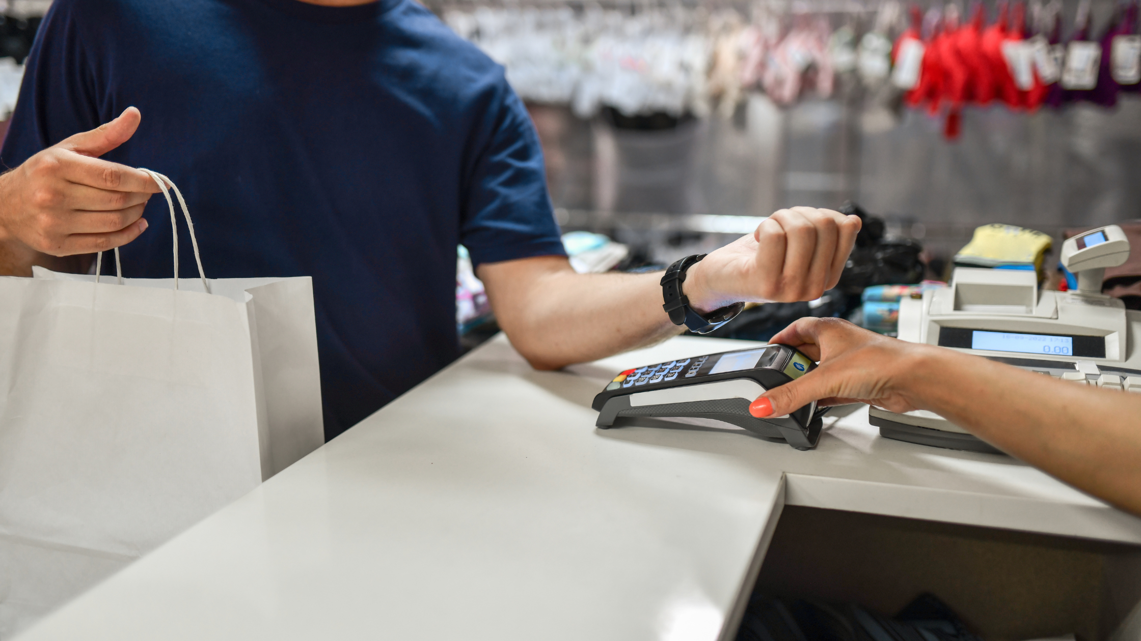 Les tendances et défis numériques dans le secteur du commerce de détail (retail) Les tendances et défis numériques dans le secteur du commerce de détail (retail)